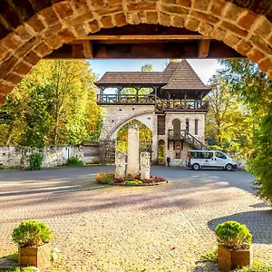 3* Hotel Drevny Grad Park-hotel